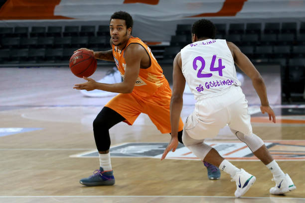 战术体系稳 战术体系稳