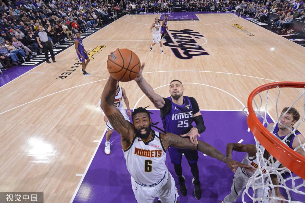 5个助攻和 5个助攻和