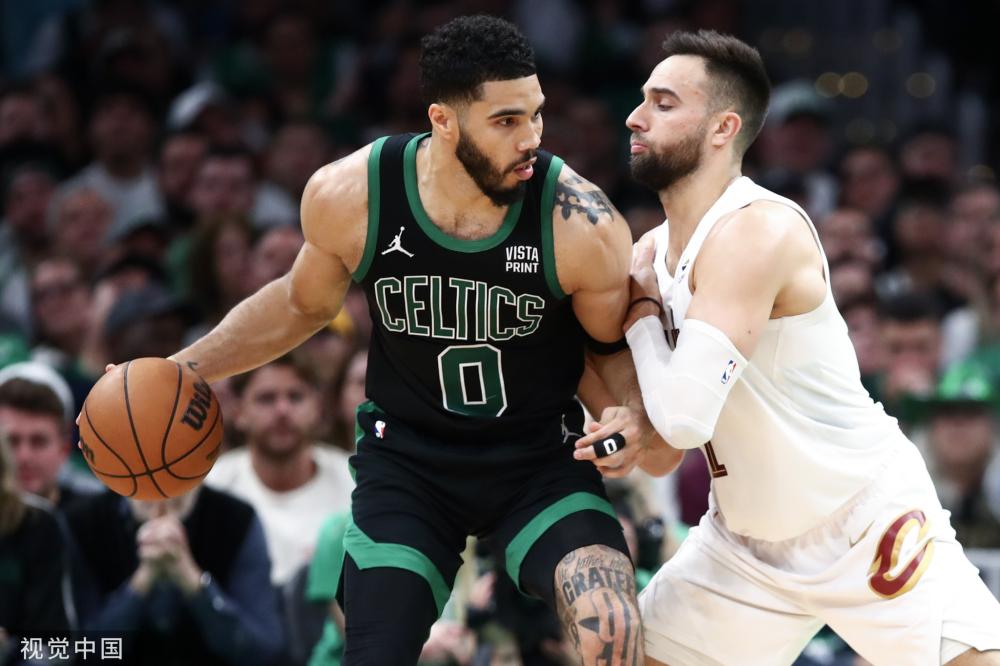 对于场上任 对于场上任